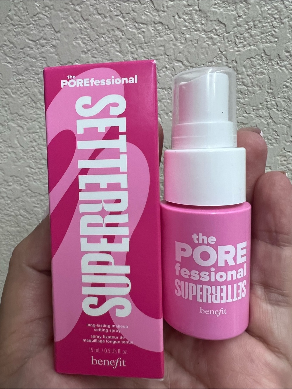 Benefit POREfessional Super Setter Makeup Setting Spray - Bright Pink Bottle